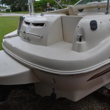 2000 Sea Ray sun deck