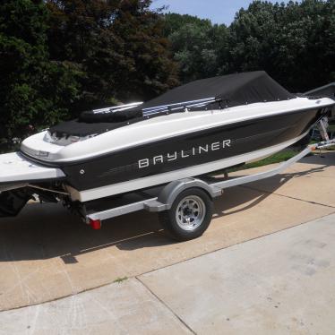 bayliner runabout