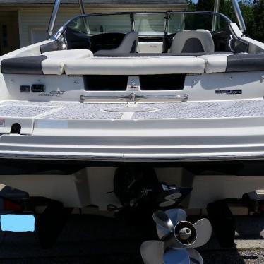 2008 Sea Ray 230 fission