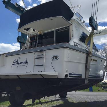 1988 Sea Ray 345 sedan bridge