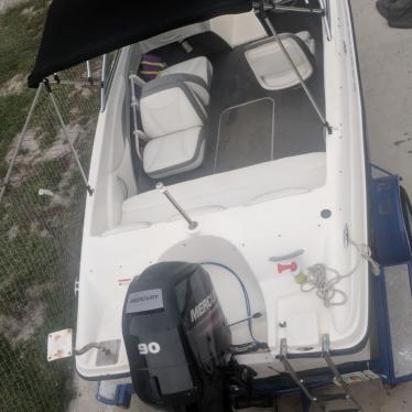 2011 Bayliner bow rider