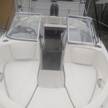 2011 Bayliner bow rider