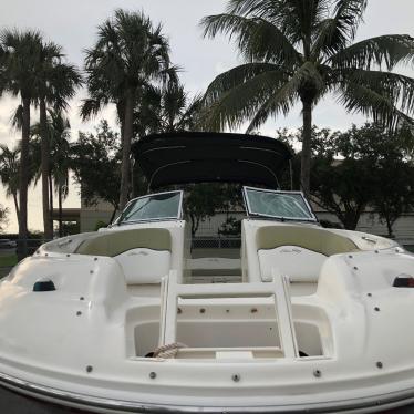 2006 Sea Ray 240 sundeck