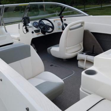 2014 Bayliner 175