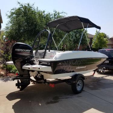 2016 Bayliner e16