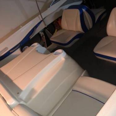 2006 Bayliner 185 br