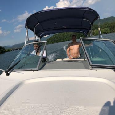 2006 Bayliner 245 cruiser