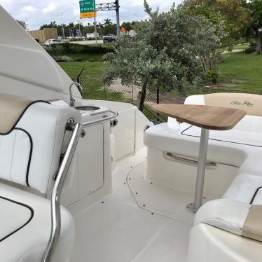 2009 Sea Ray 270 sundancer