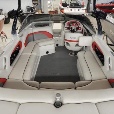 2009 Centurion enzo sv240 surf