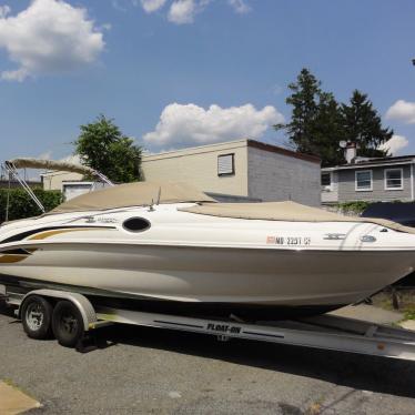 2002 Sea Ray 240 sundeck 240sd