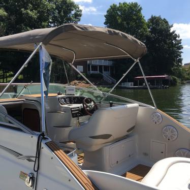 2003 Crownline 242cr