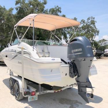 2014 Hurricane 2200 sun deck