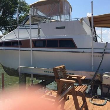 1988 Carver 3297 mariner