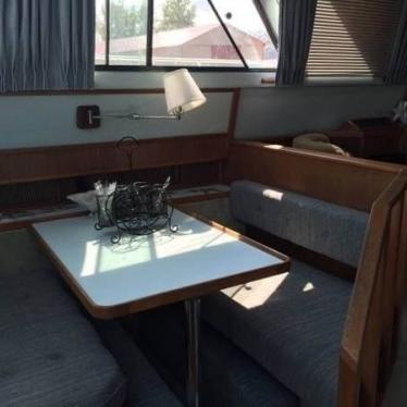 1987 Sea Ray 410 aft cabin