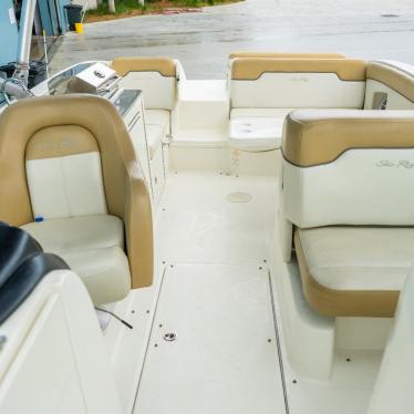 2011 Sea Ray sundeck