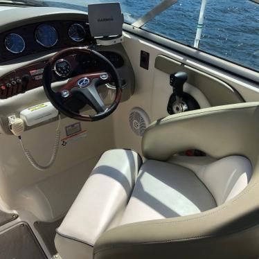 2006 Sea Ray sun deck