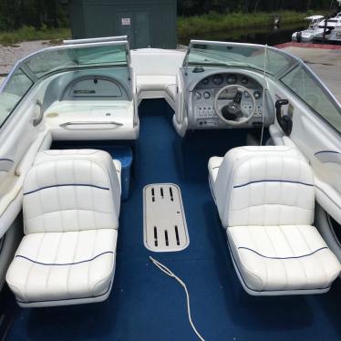 1995 Sea Ray signature 220 bowrider