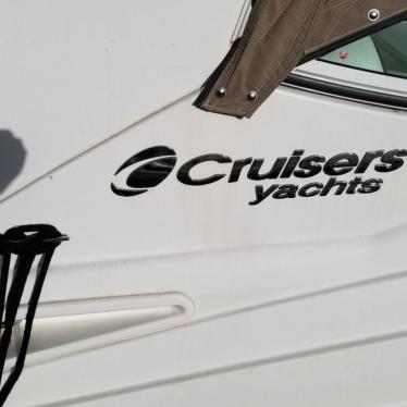 2011 Cruisers 300 express