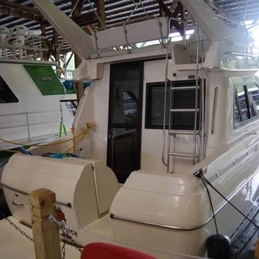 2000 Bayliner 33