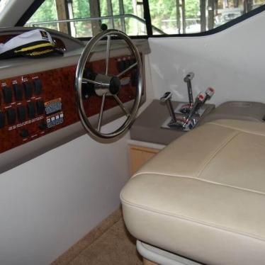 2000 Bayliner 33