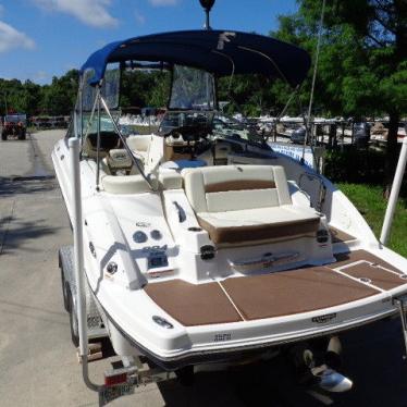 2016 Chaparral 224 sunesta