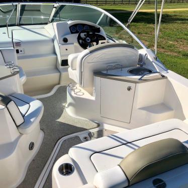 2007 Sea Ray 240 sundancer