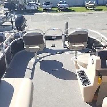 2017 Sun Tracker bass buggy 18 dx