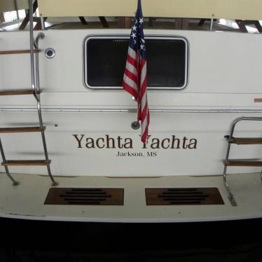 1984 Sea Ray 360 aft cabin