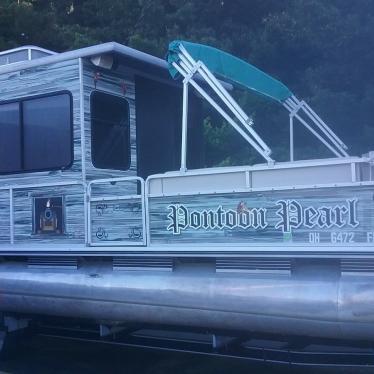 1999 Sun Tracker suntracker party hut cruiser