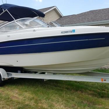 2006 Bayliner 249 sd deck boat