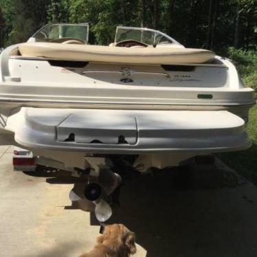 2001 Sea Ray 230 signature