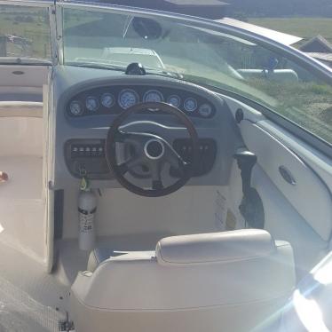 2004 Chaparral 230 ssi