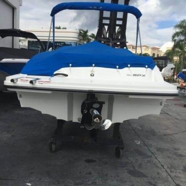 2016 Sea Ray 210 spx