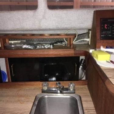 1986 Bayliner 27