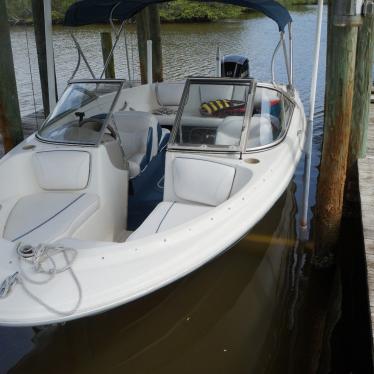 2010 Bayliner capri bowrider 180