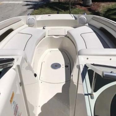 2010 Sea Ray sundeck