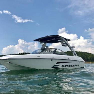 2014 Malibu wakesetter 20 mxz