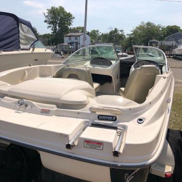 2005 Sea Ray sport