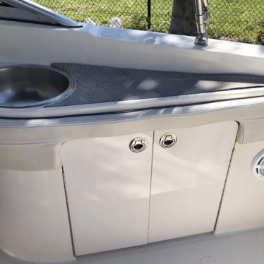 2010 Sea Ray sundeck