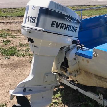 1966 Boston Whaler montauk