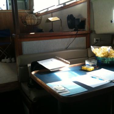 1986 Carver aft cabin motor yacht