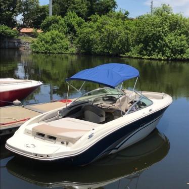 2002 Sea Ray 220 br