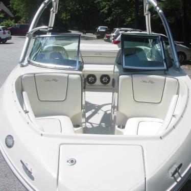 2008 Sea Ray 230 fission