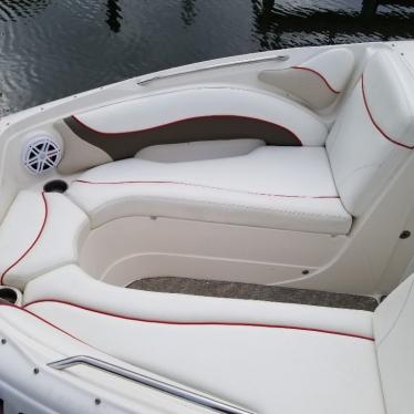 2007 Rinker 246 captiva