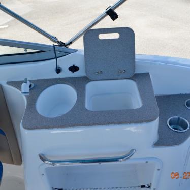 2015 Hurricane 2400 sundeck