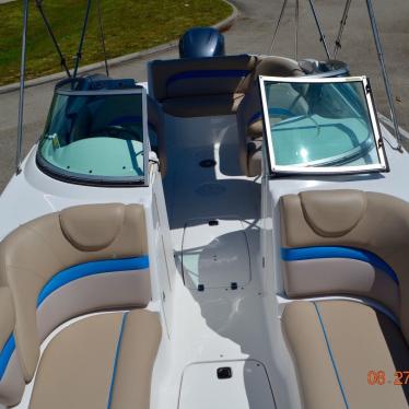 2015 Hurricane 2400 sundeck