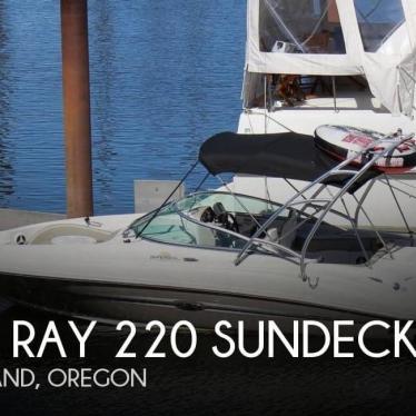 2007 Sea Ray 220 sundeck