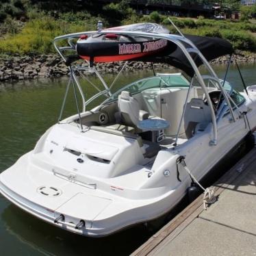 2007 Sea Ray 220 sundeck