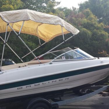 2000 Bayliner 1800 capri