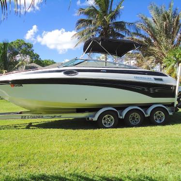 2004 Crownline 230br